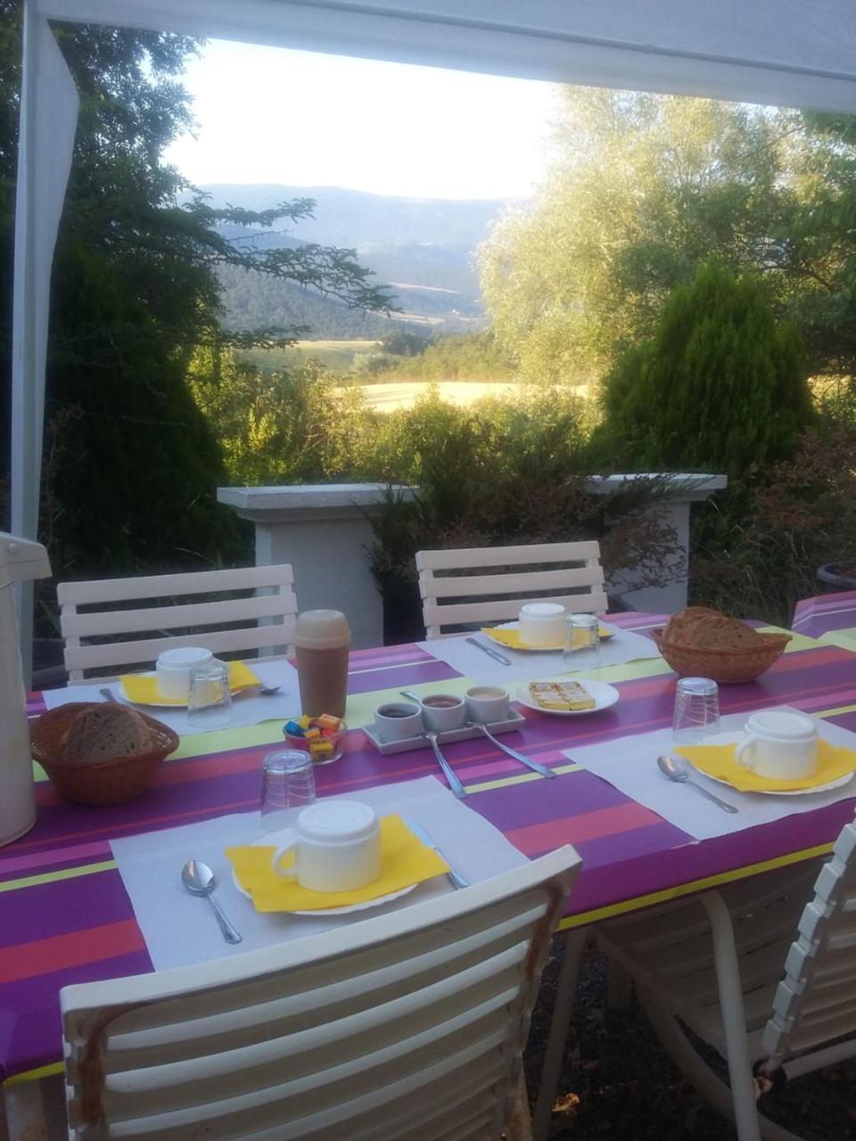 Bed and Breakfast L'Ensoleillee Rosans Exteriér fotografie